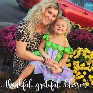 Meet your Posher, Tonya